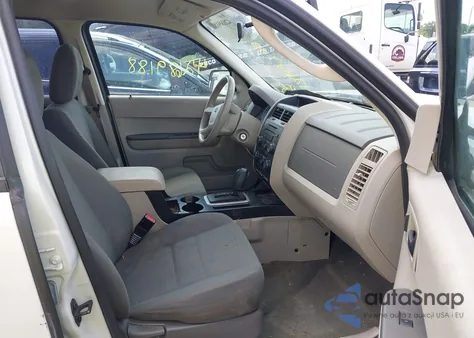 2011 Ford Escape Xls из США, поврежденный, VIN 1FMCU0C70BKB58478